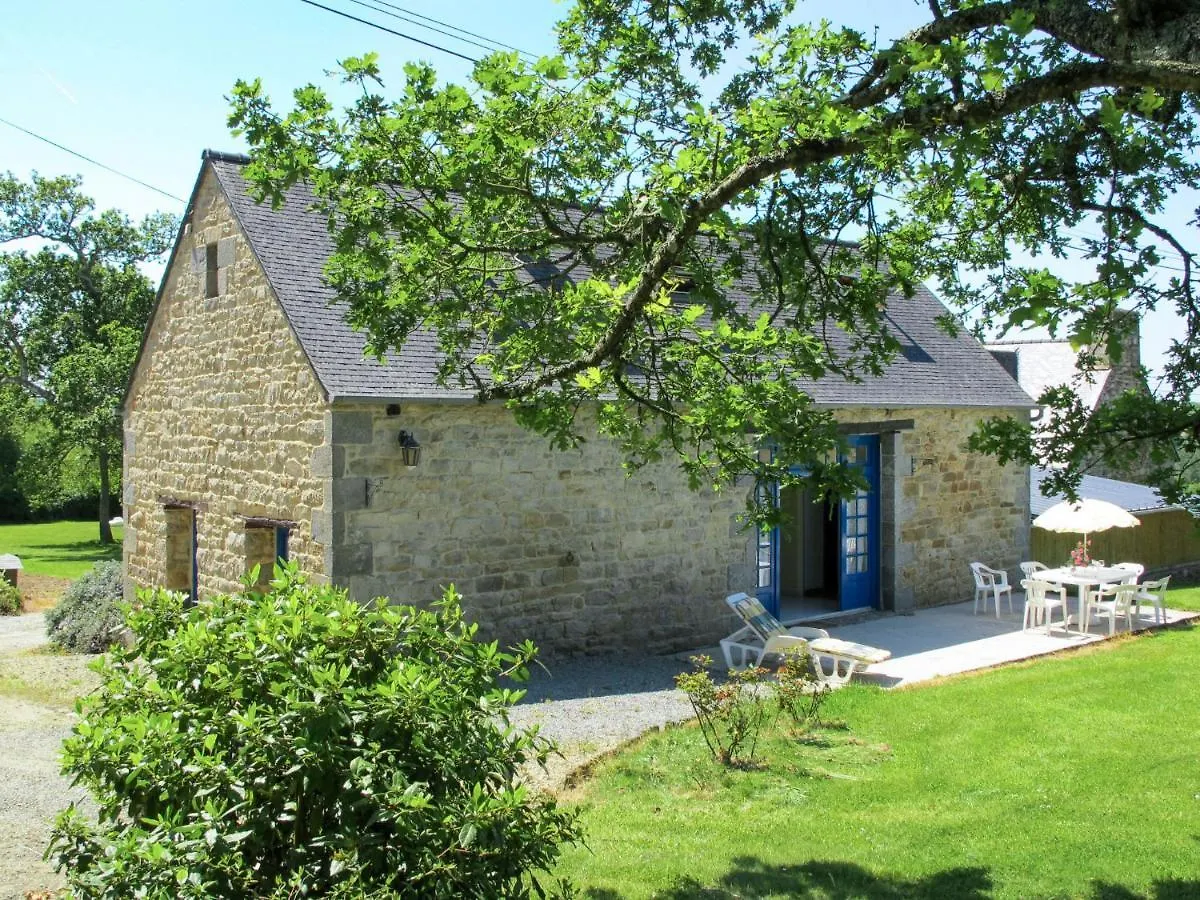 Holiday Home Gite Des Perdrix - Pzb100 By Interhome Plouzélambre