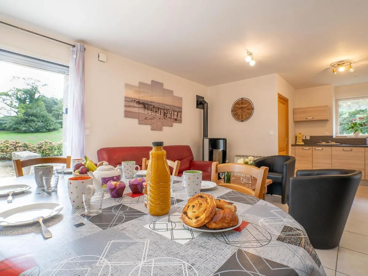 Holiday Home Gite Des Perdrix - Pzb100 By Interhome Plouzélambre