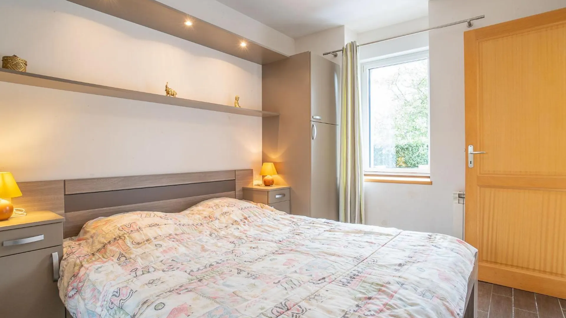 Holiday Home Gite Des Perdrix - Pzb100 By Interhome Plouzélambre Frankrig